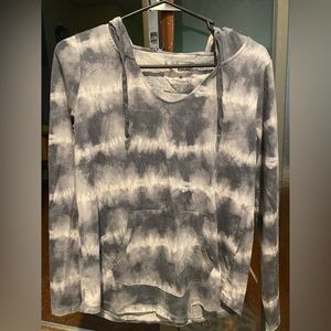 Women’s lightweight Sonoma hooded sweatshirt